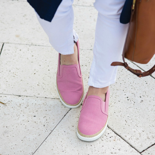 steve madden sweater clogs